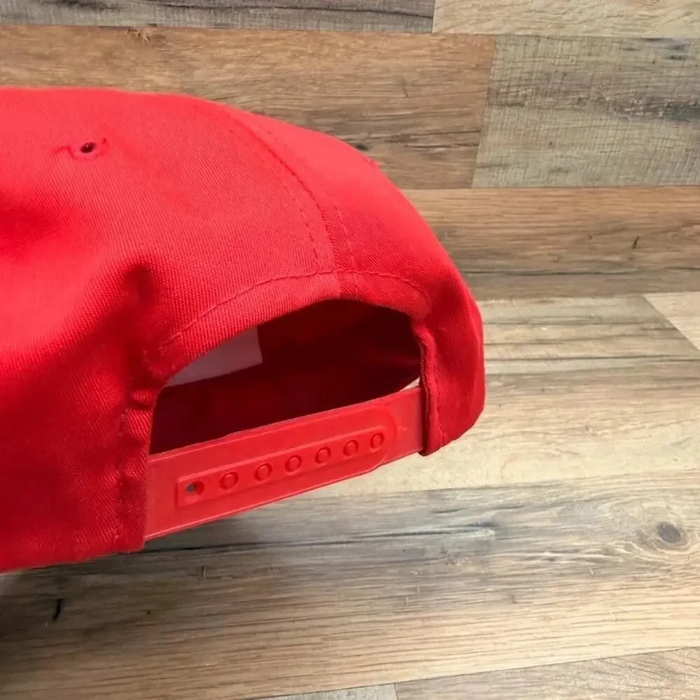 Vintage Philadelphia Phillies red script P snapback baseball hat
